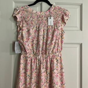 NWT Lovely flower dress with open back XS